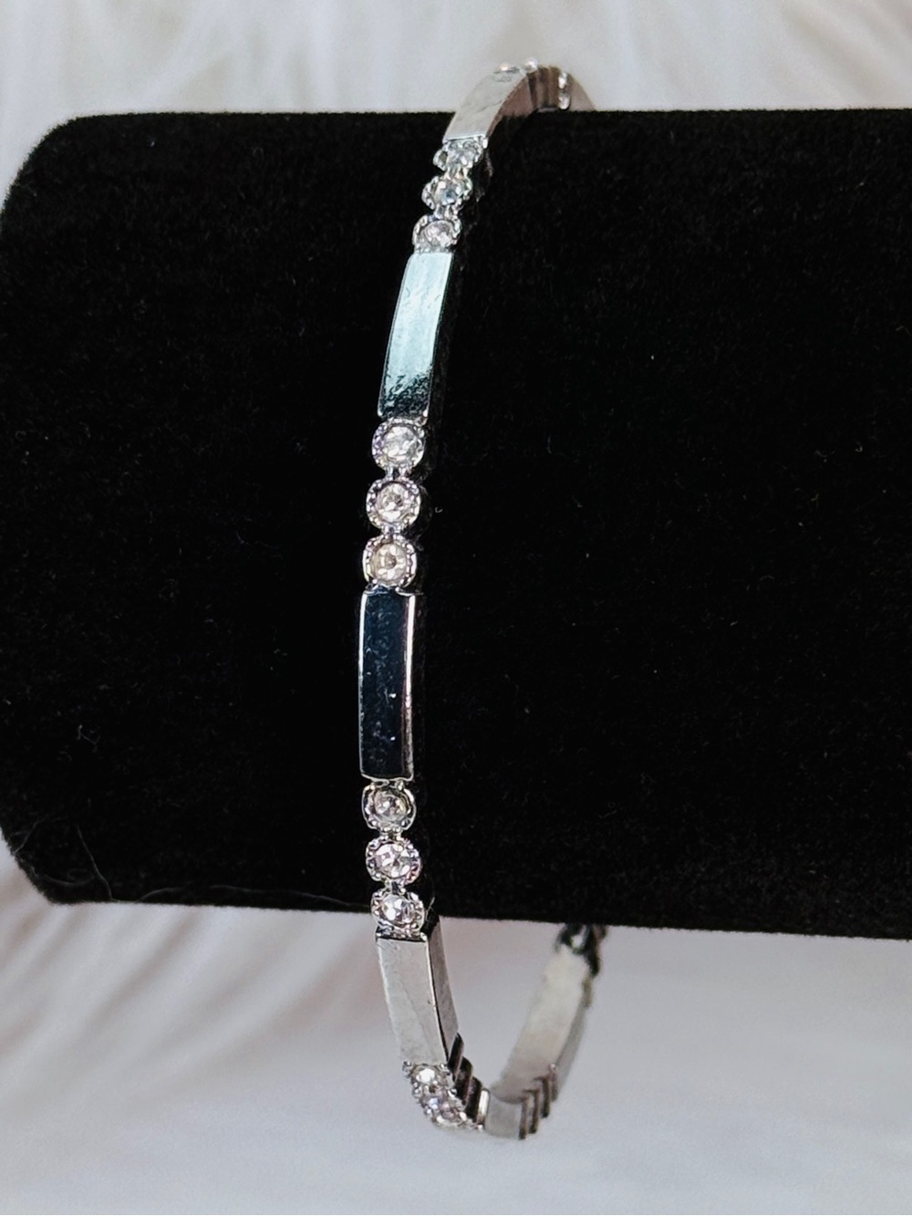 Vintage aged Silvertone bangle Bracelet with Crystal Details